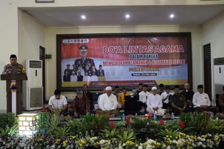 POLRES DEMAK GELAR DOA BERSAMA