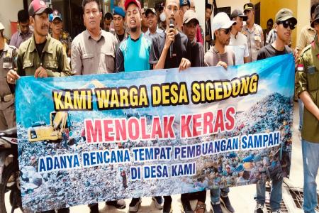 MASYARAKAT SIGEDONG ADAKAN AKSI DE