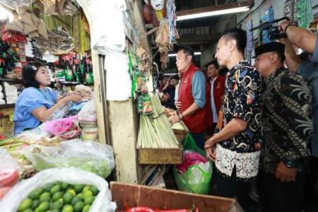 Gerakan Pangan Murah Polda Jatim Gande