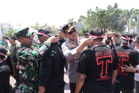 Ribuan Pendekar dan Ormas di M