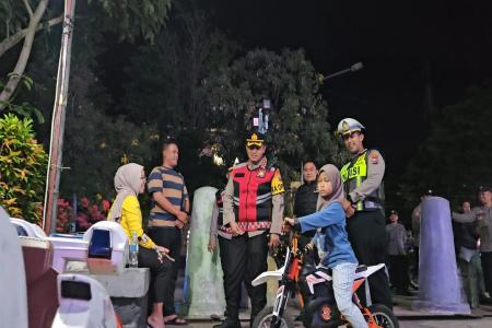Personel Gabungan Polres Probo
