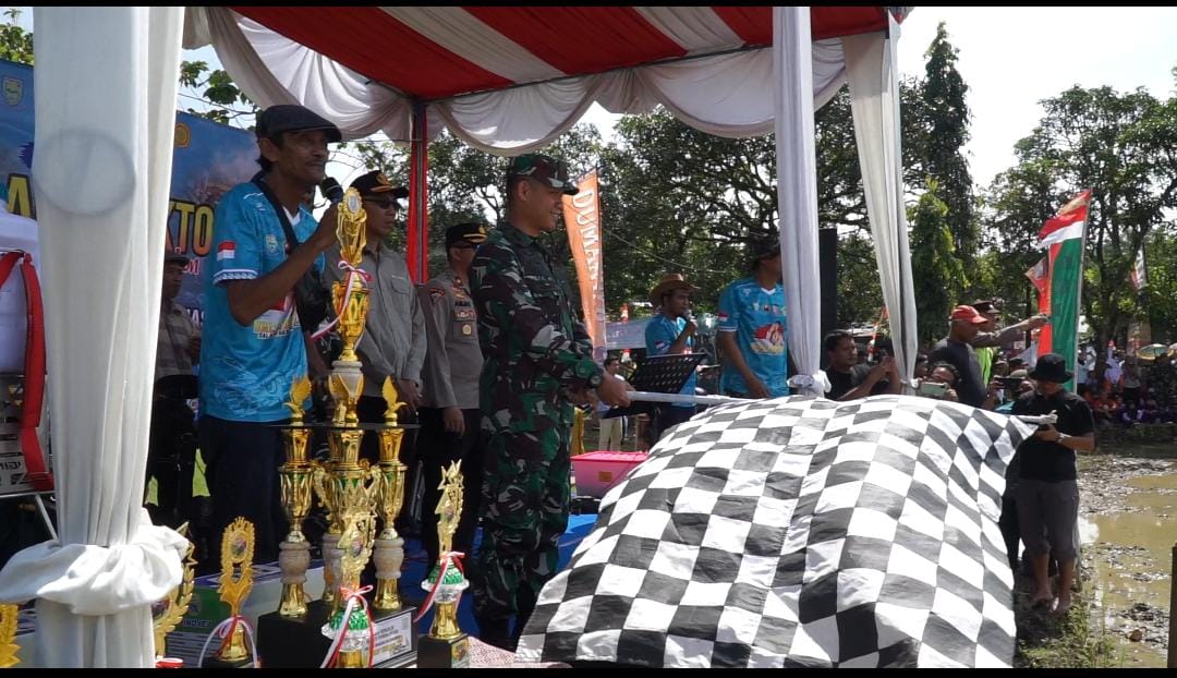 Balap Traktor Perdana di Gelar di Purbalingga